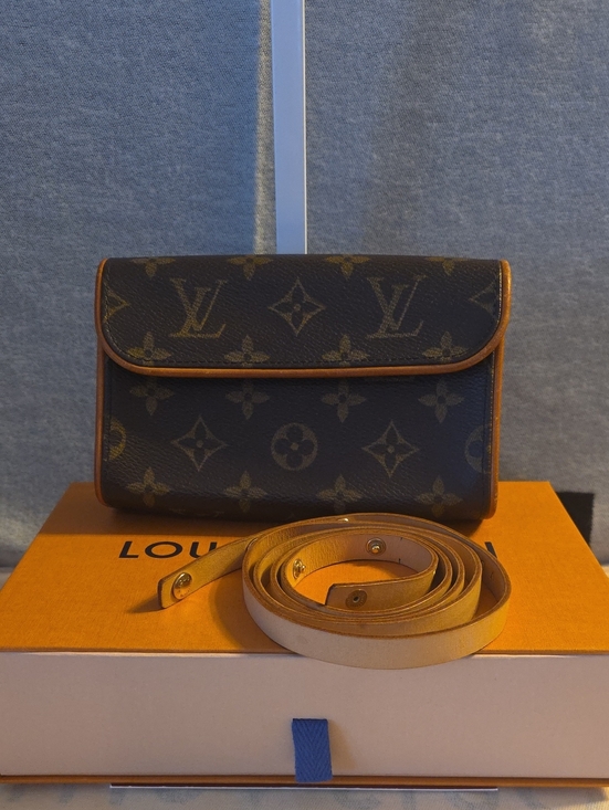 Louis Vuitton Handbags - Louis Vuitton Monogram Pochette Florentine Belt Bag